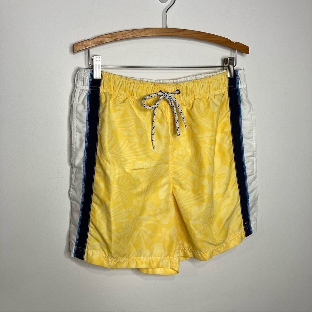 Tommy Hilfiger swim trunks size large